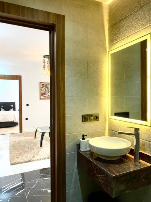Lila Marrakech Apartment Marrakesh Bagian luar foto